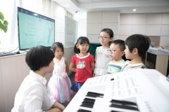 初探双排键在音乐素质教育中的作用