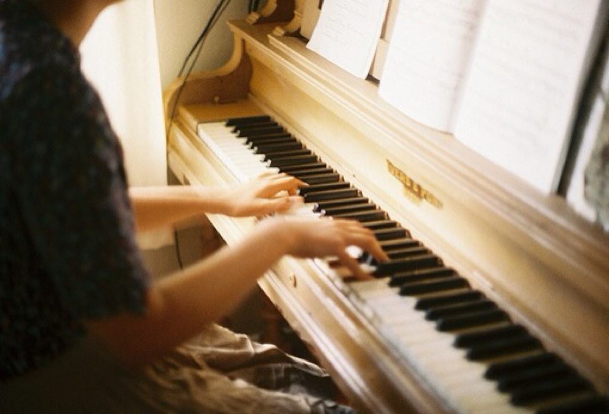 弹,钢琴,常用的,常,用的,8个,技巧,钢琴,演奏,的,基本 . 弹钢琴常用的8个技巧