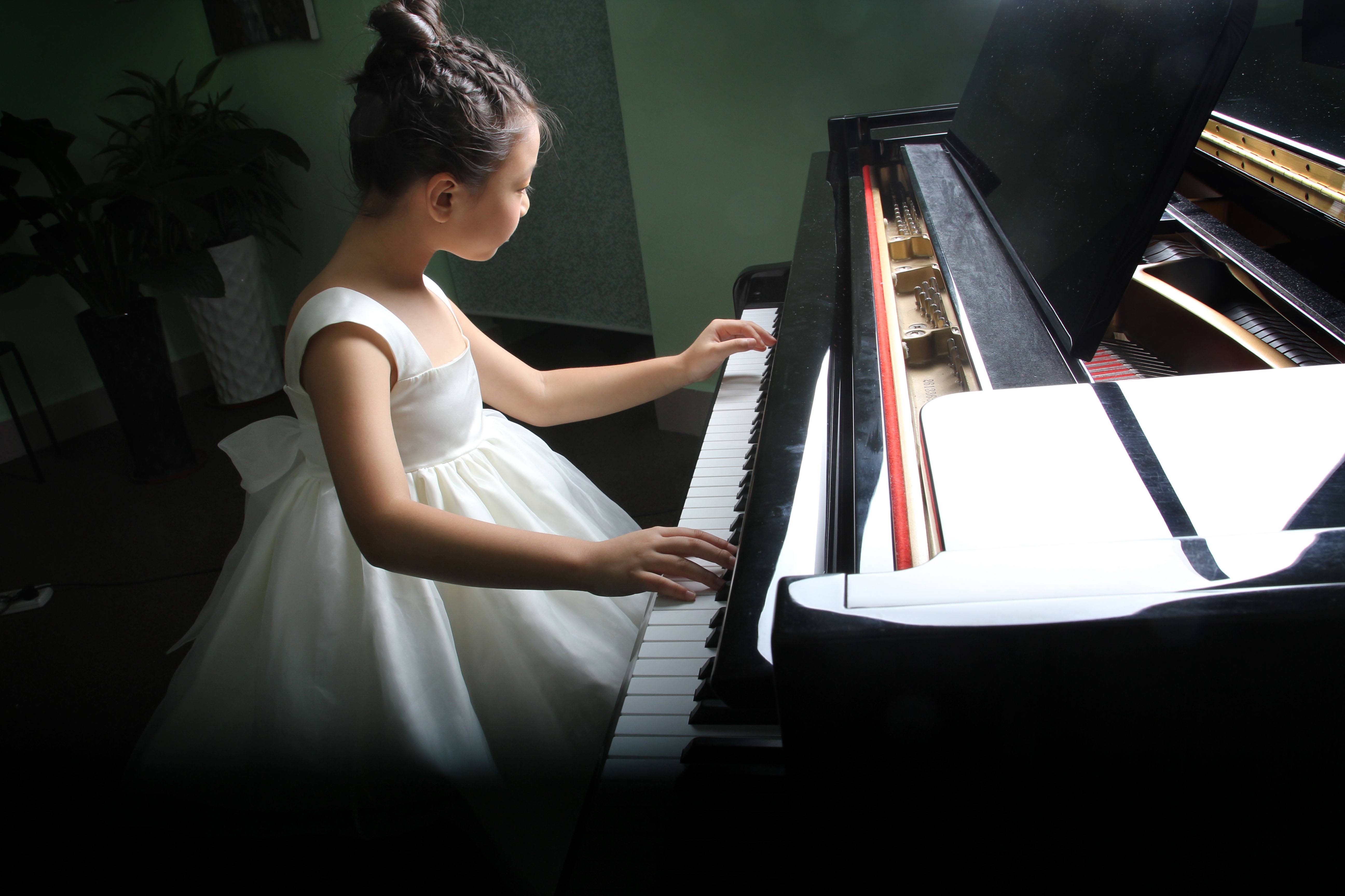 钢琴,老师,应该,如何,培养,学生,乐感,乐感,是,演奏者, . 钢琴老师应该如何培养学生乐感？