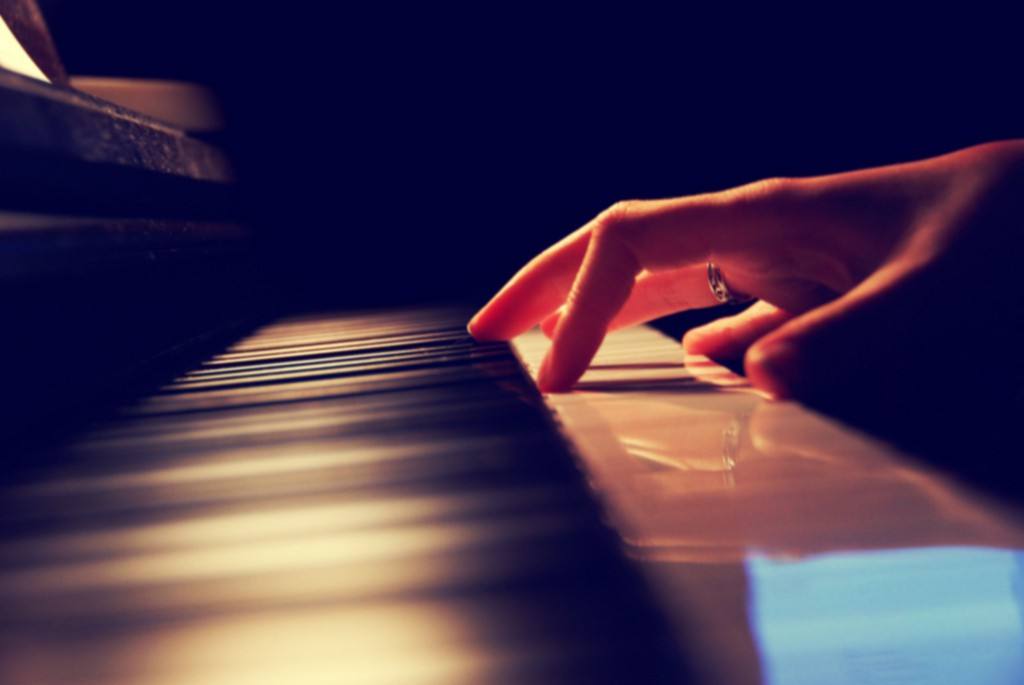 在,练习,钢琴,的,过程中,应该,怎样,看谱,和,背谱,在, . 在练习钢琴的过程中应该怎样看谱和背谱？