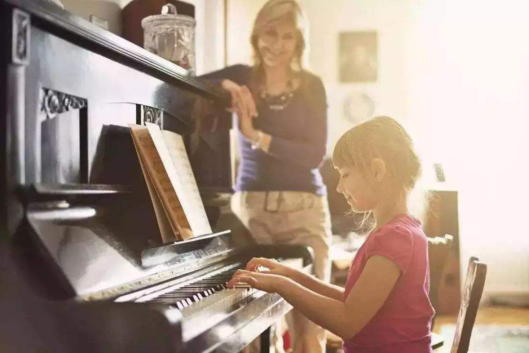 孩,子学,琴,不是,靠,天赋,而是,合理,的,方法,我们,经 . 孩子学琴不是靠天赋，而是合理的方法