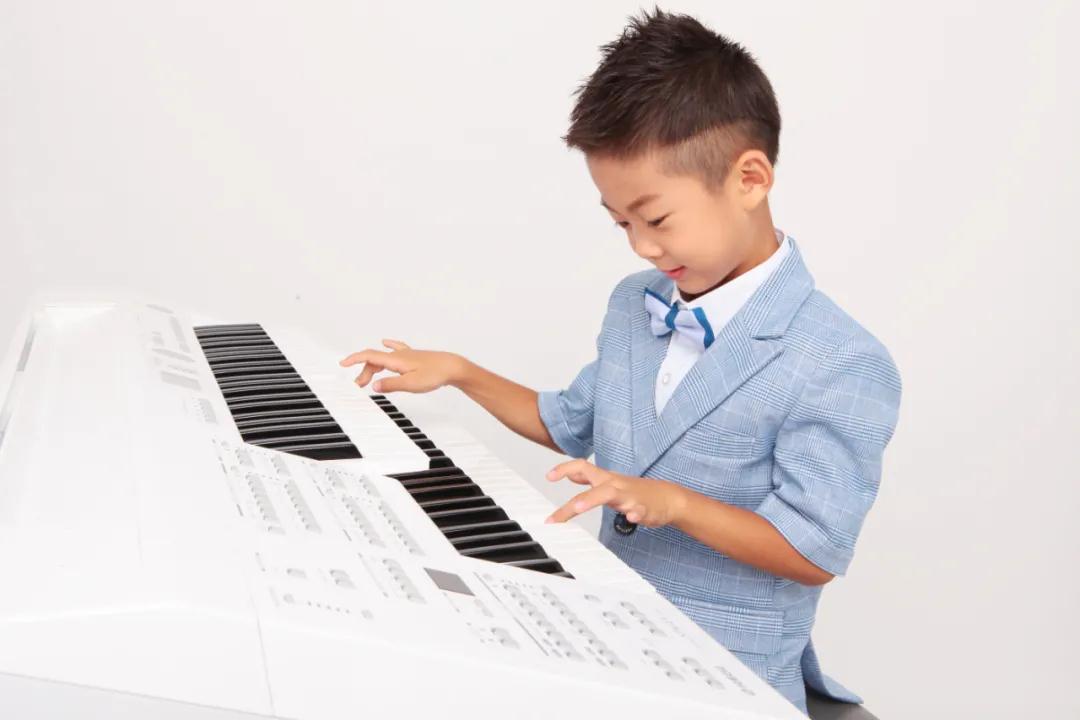 影响,孩,子学,音,乐的,六个,错误思想,家长,一,定要,注 . 影响孩子学音乐的六个错误思想，家长一定要注意