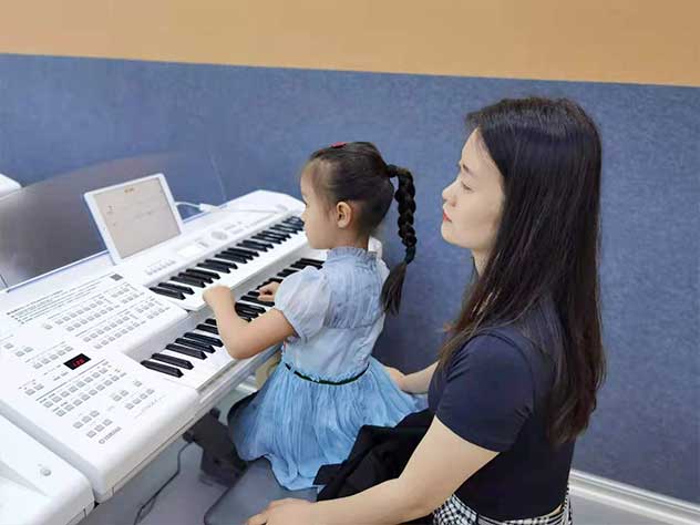学员4